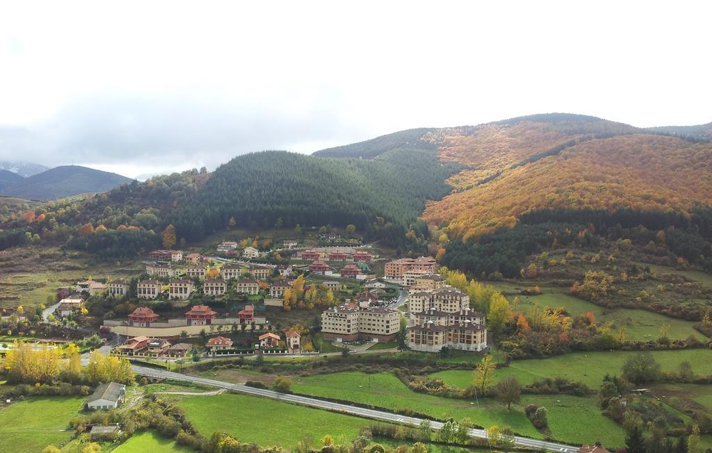 Apartamentos Turisticos Real Valle Ezcaray Zorraquín Kültér fotó