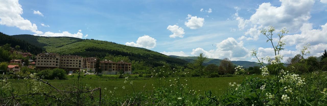 Apartamentos Turisticos Real Valle Ezcaray Zorraquín Kültér fotó